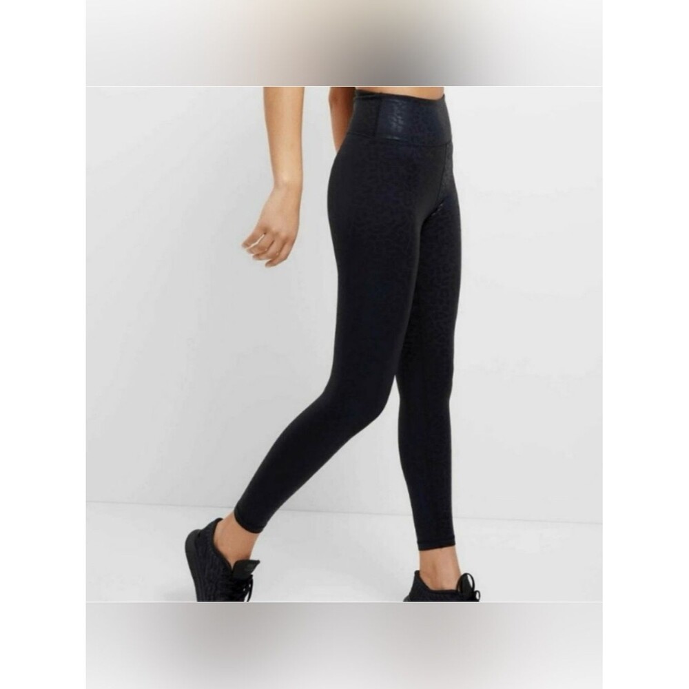 Anthropologie All Fenix Black Leopard Athletic 7/8 Leggings Women’s Size Large